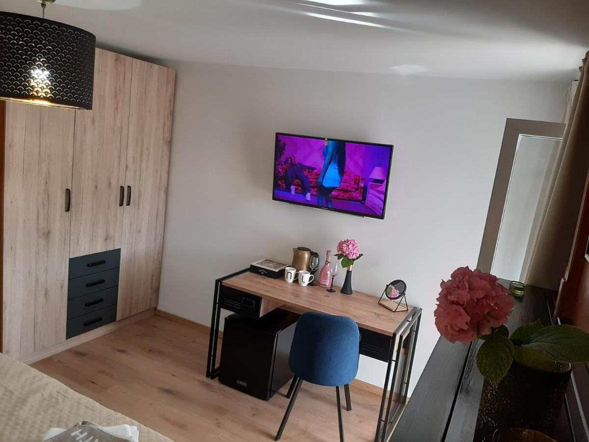 Petra Rooms And Apartments Palit Ngoại thất bức ảnh