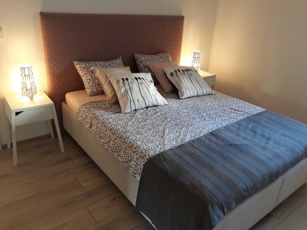 Petra Rooms And Apartments Palit Ngoại thất bức ảnh